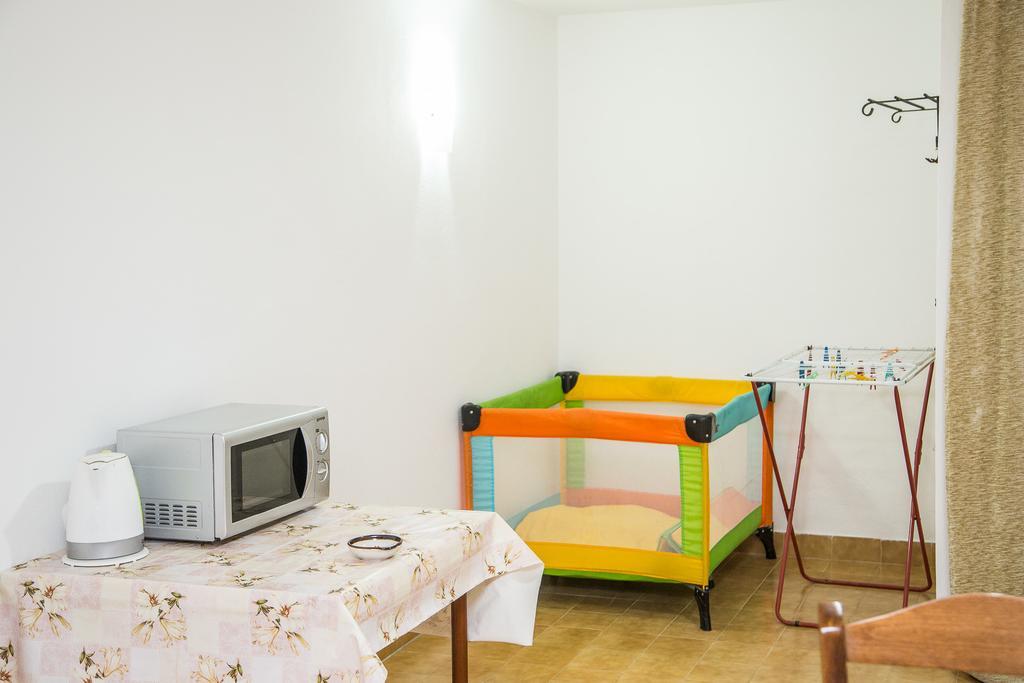 Apartmani Ksenija Петровац Экстерьер фото