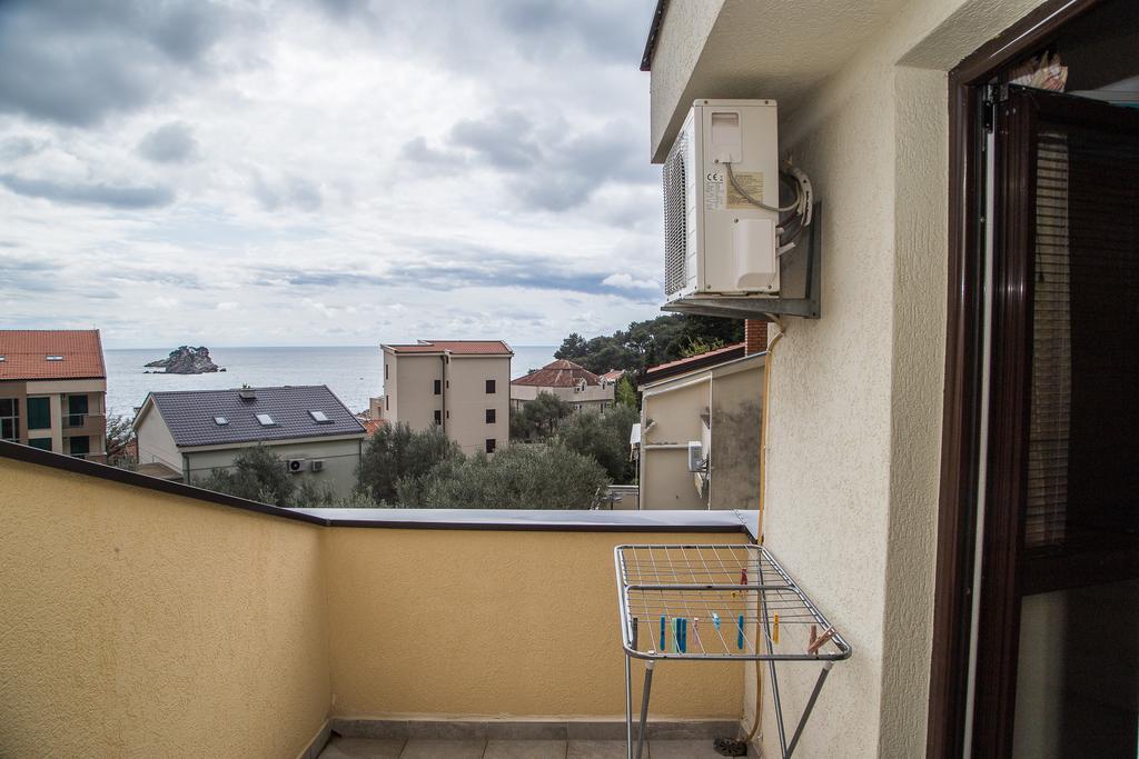 Apartmani Ksenija Петровац Экстерьер фото