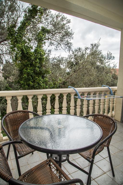 Apartmani Ksenija Петровац Экстерьер фото