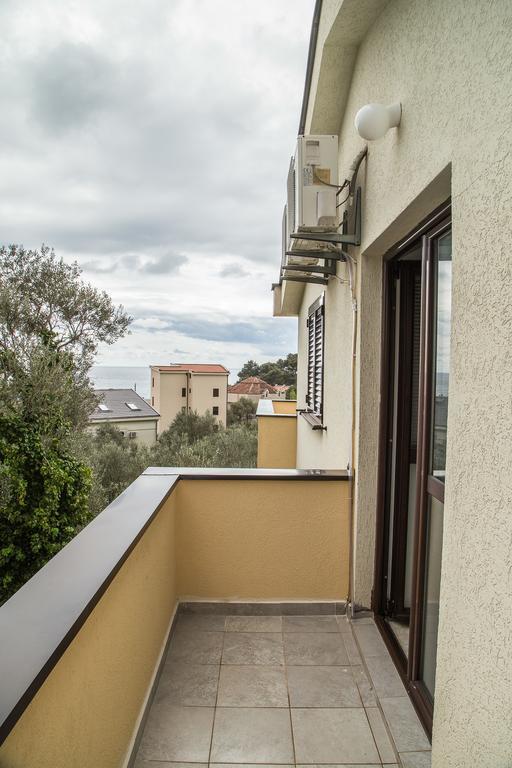 Apartmani Ksenija Петровац Экстерьер фото